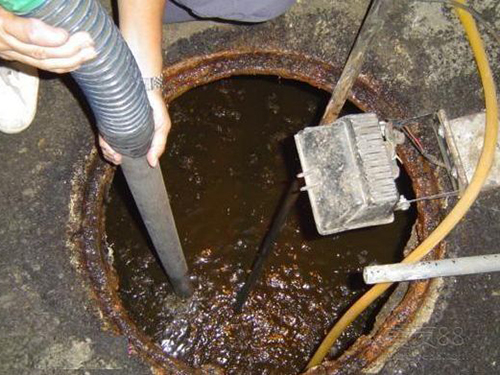 萨嘎隔油池清理